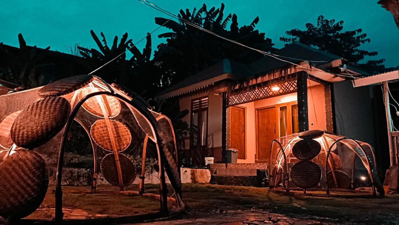 Lontart Guesthouse Nggorang Dış mekan fotoğraf